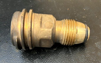 LP gas valve adaptor